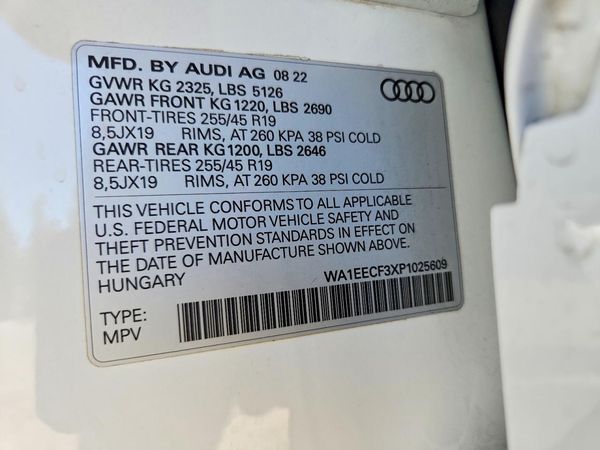 2023 AUDI Q3