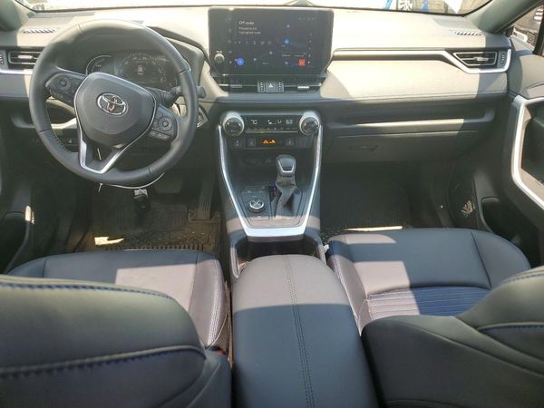 2025 TOYOTA RAV4 XSE