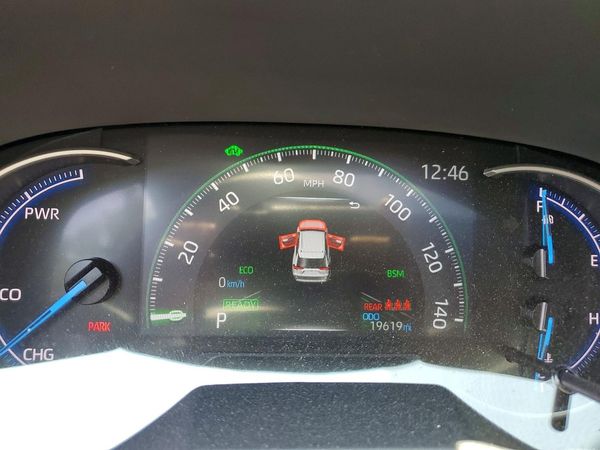 2025 TOYOTA RAV4 XSE