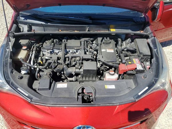 2016 TOYOTA PRIUS