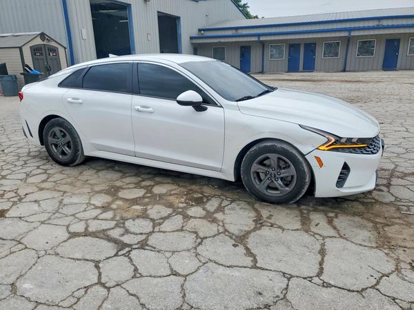 2022 KIA K5 LXS