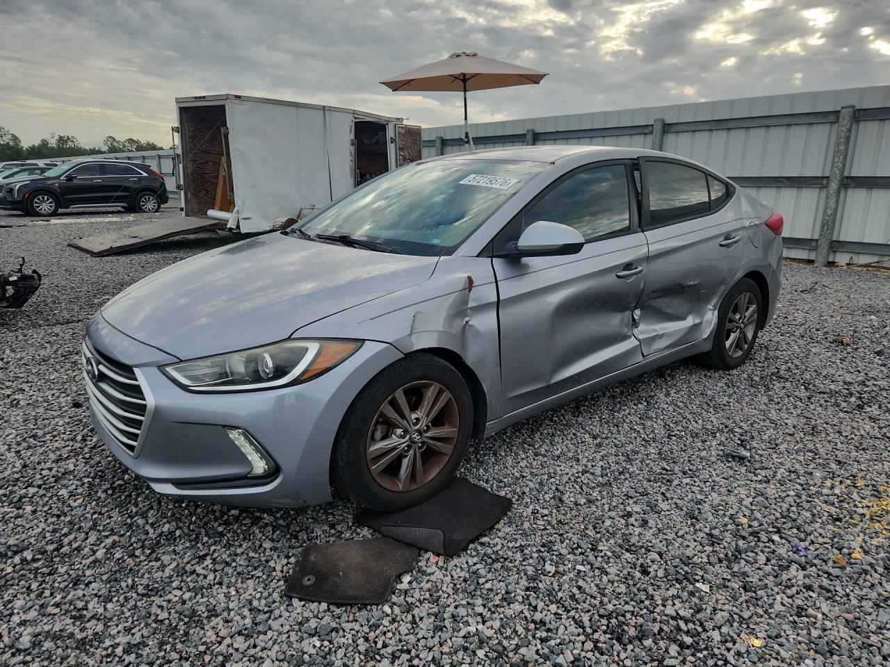 2017 HYUNDAI ELANTRA