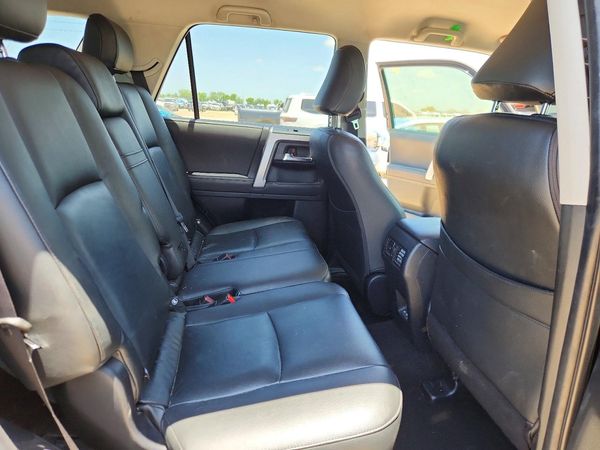 2023 TOYOTA 4RUNNER SR5