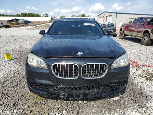 2013 BMW 745LI