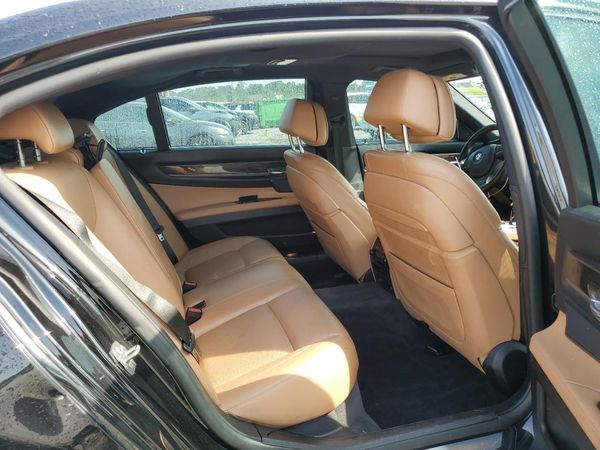 2013 BMW 745LI