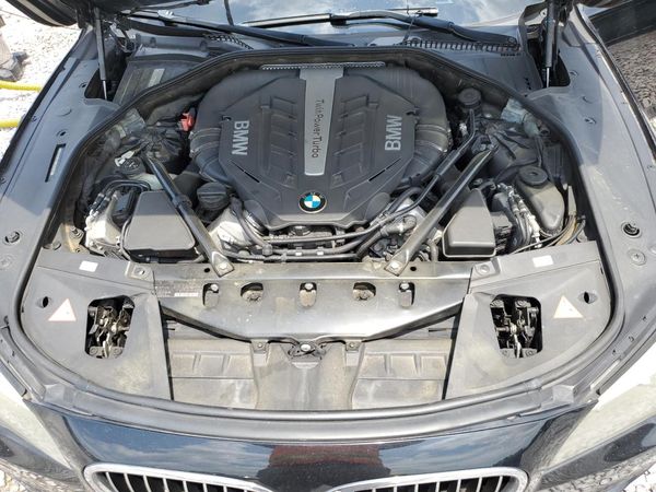 2013 BMW 745LI