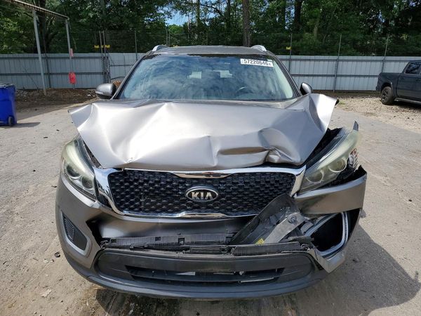 2017 KIA SORENTO L, LX