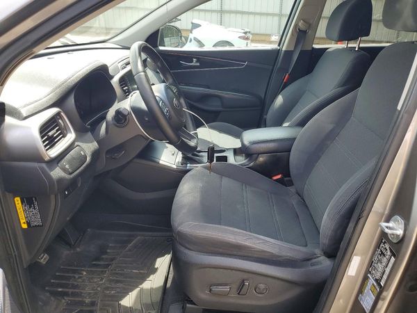 2017 KIA SORENTO L, LX