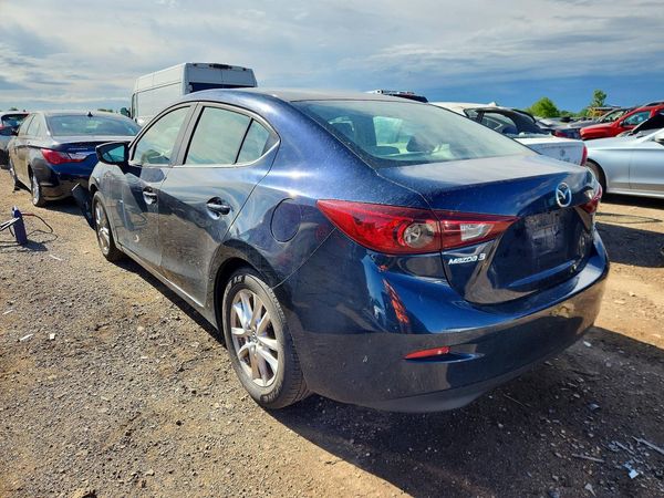 2016 MAZDA 3