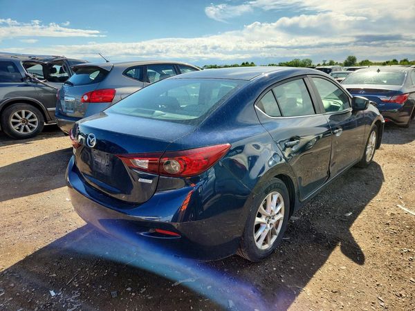 2016 MAZDA 3