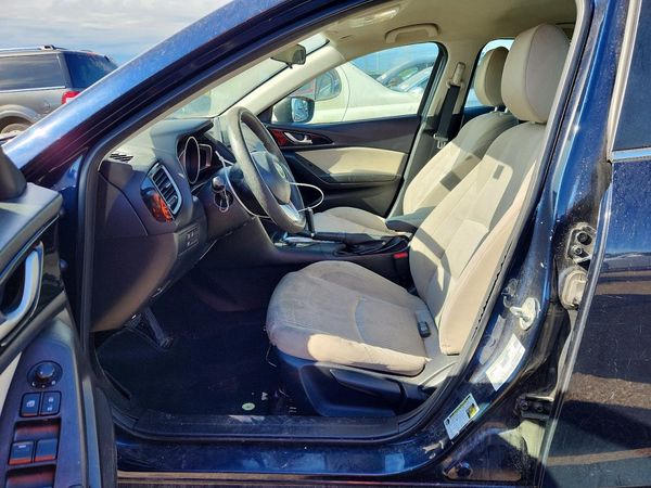 2016 MAZDA 3