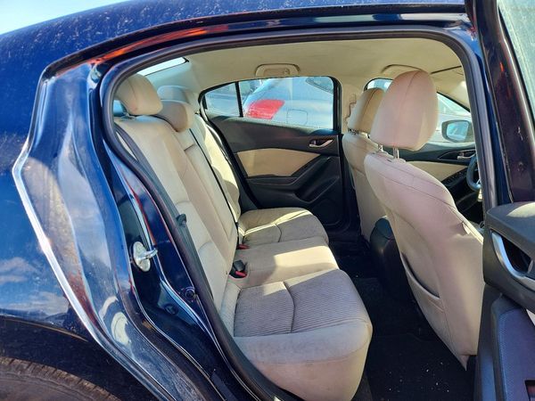 2016 MAZDA 3