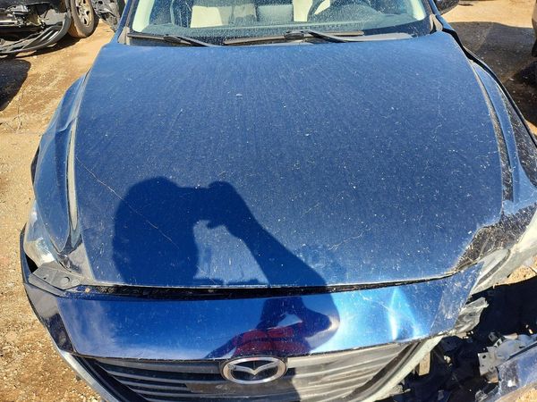2016 MAZDA 3