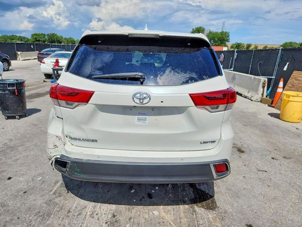 2018 TOYOTA HIGHLANDER Ltd/Ltd Platinum
