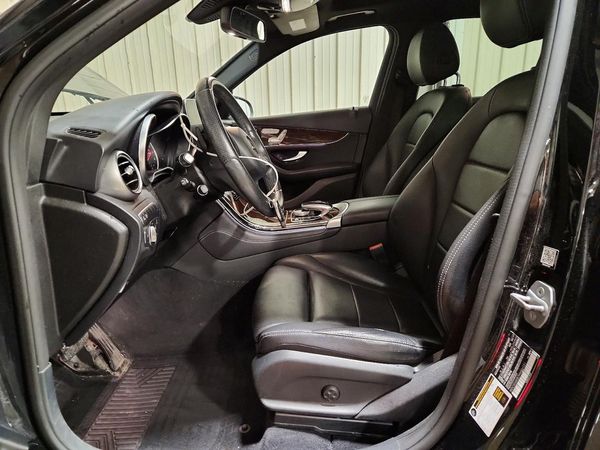 2017 MERCEDES-BENZ GLC GLC300 Base-4M