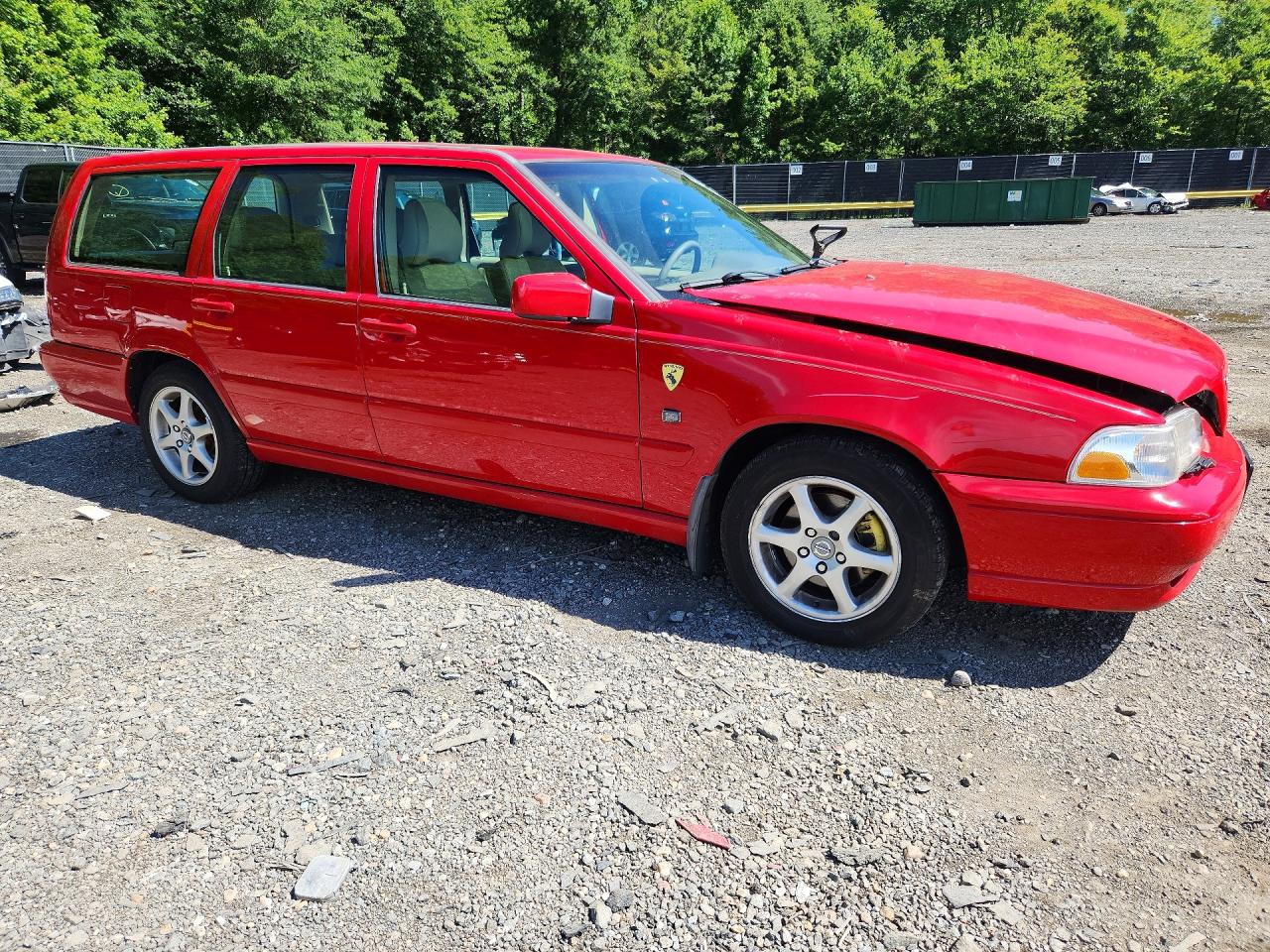 2000 VOLVO V70