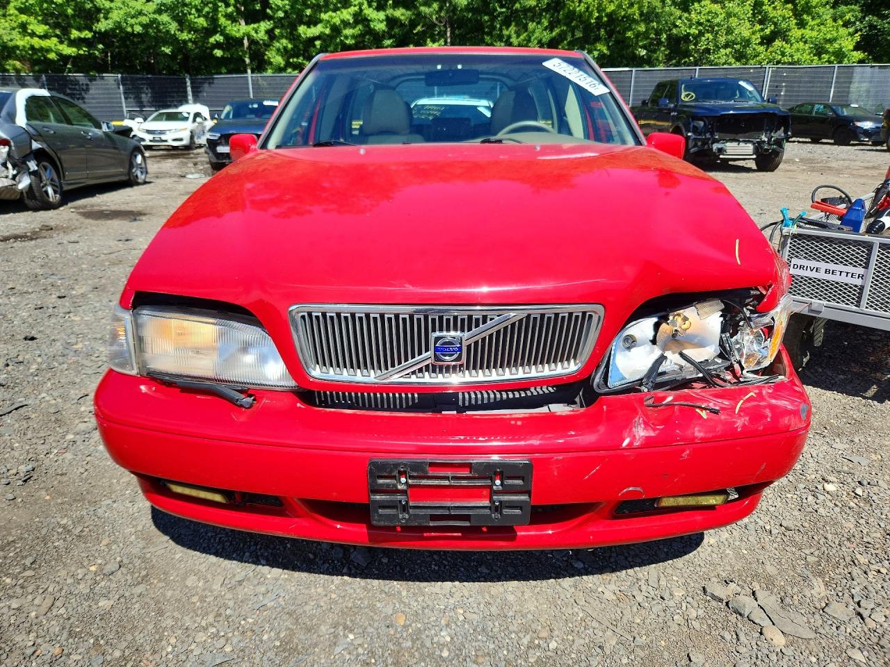 2000 VOLVO V70