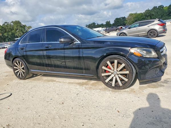 2016 MERCEDES-BENZ C C300