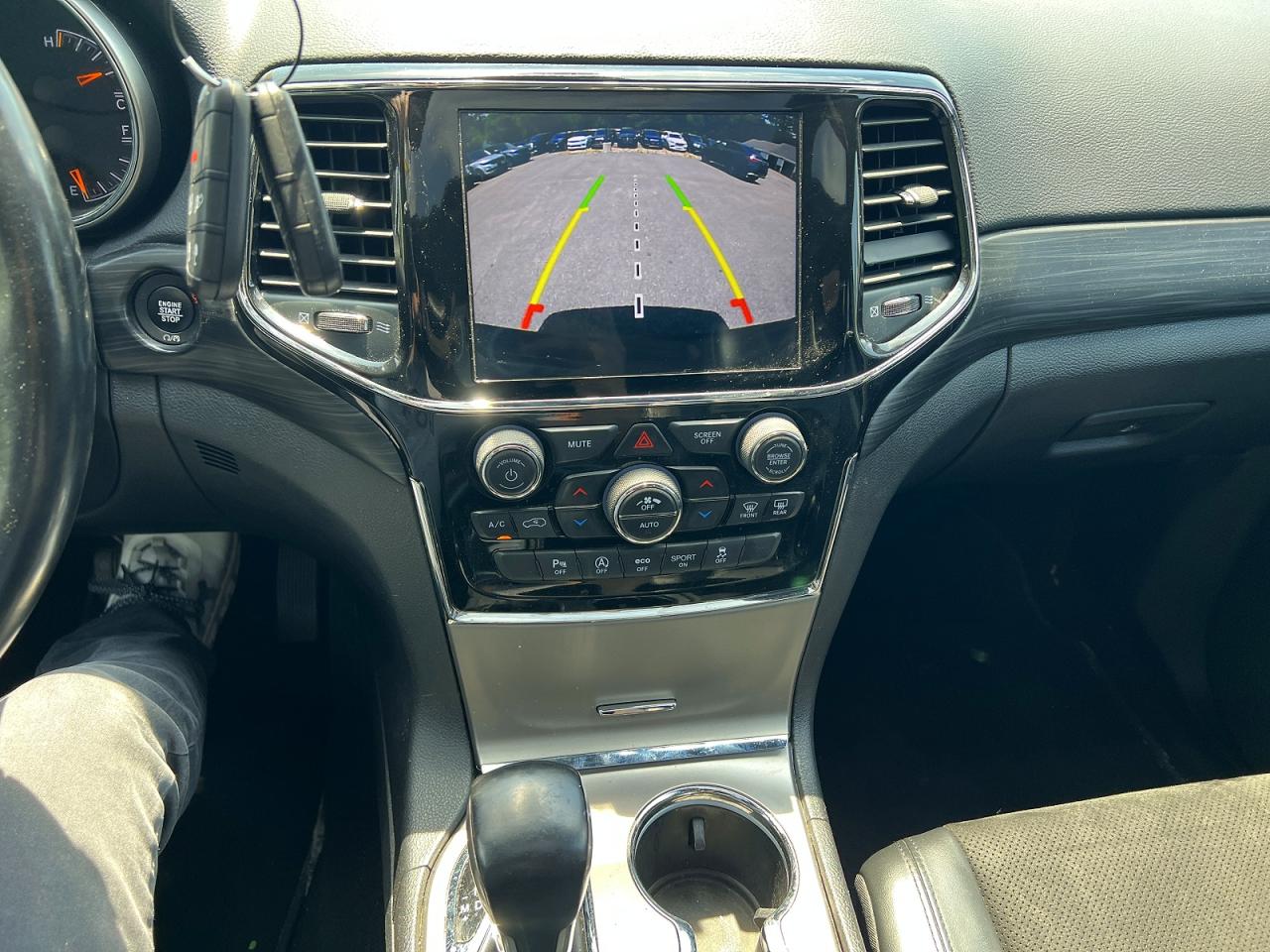2021 JEEP GRAND CHEROKEE LAREDO 4X4