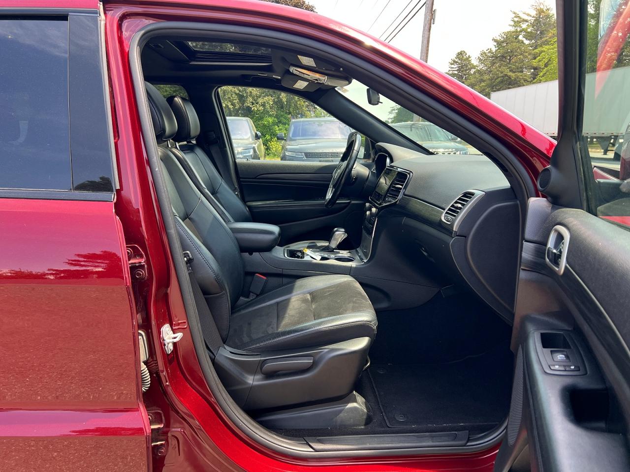 2021 JEEP GRAND CHEROKEE LAREDO 4X4