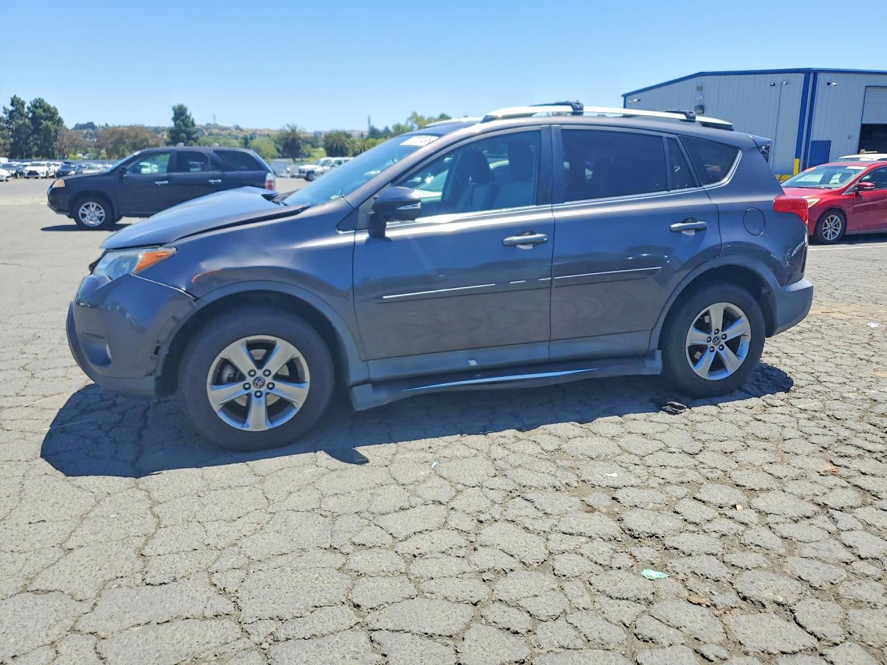 2015 TOYOTA RAV4 XLE (M Grade) — Front 3/4