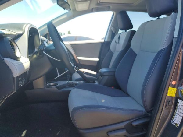 2015 TOYOTA RAV4 XLE (M Grade) — DENT