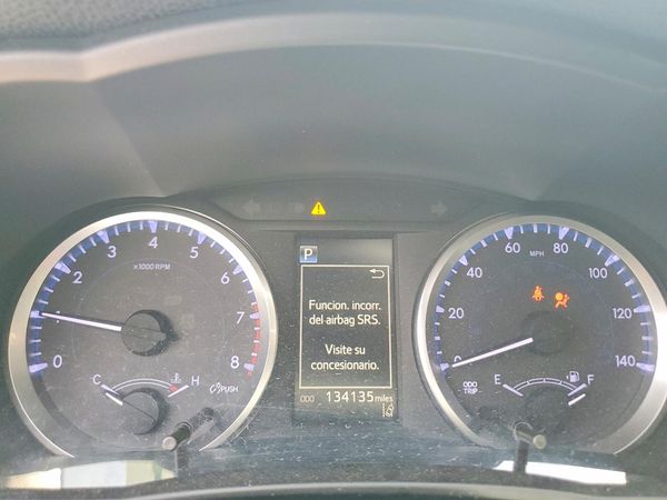 2018 TOYOTA HIGHLANDER LE/LE Plus