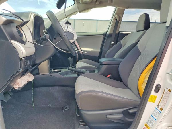 2015 TOYOTA RAV4 XLE (M Grade)