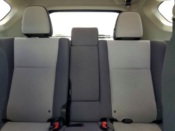 2015 TOYOTA RAV4 XLE (M Grade)