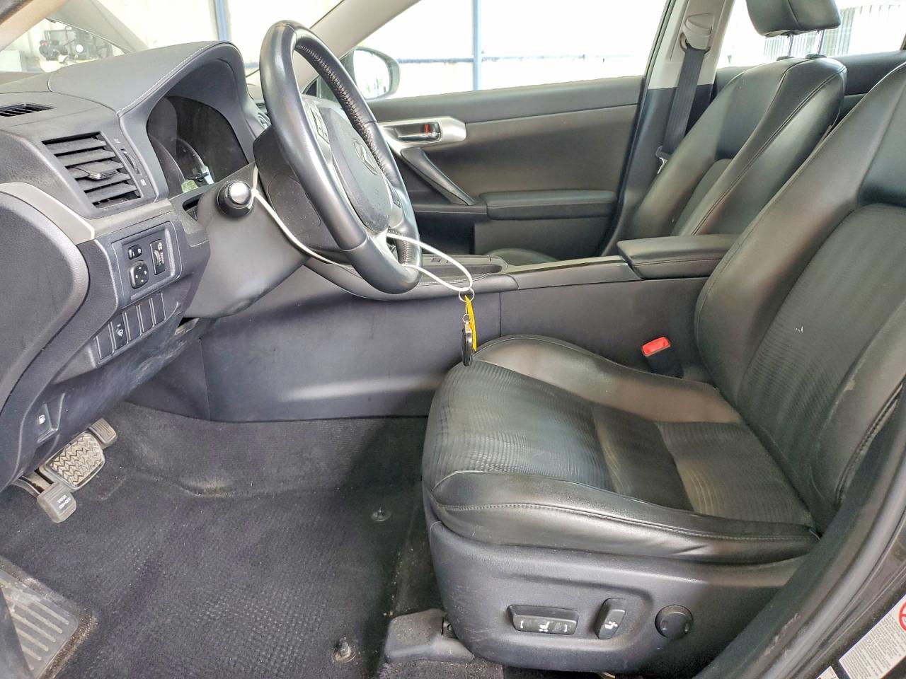 2011 LEXUS CT 200h