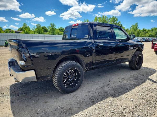 2018 RAM 1500 SLT