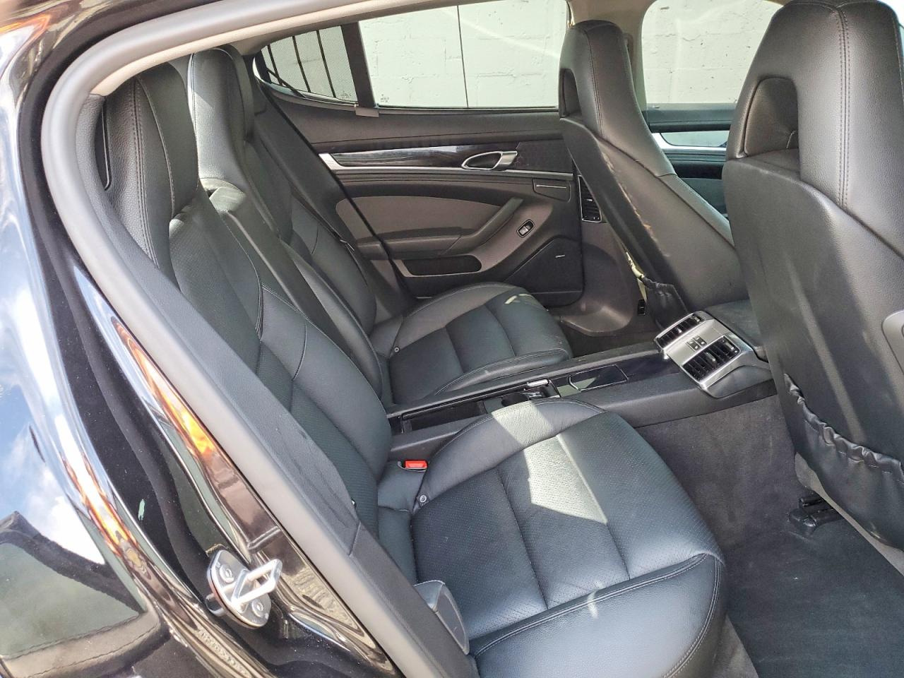 2013 PORSCHE PANAMERA Base (2WD), 4 (4WD)