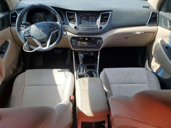2018 HYUNDAI TUCSON