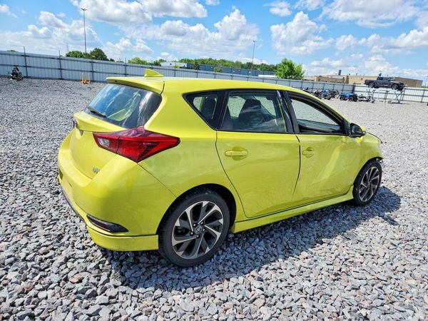 2018 TOYOTA COROLLA