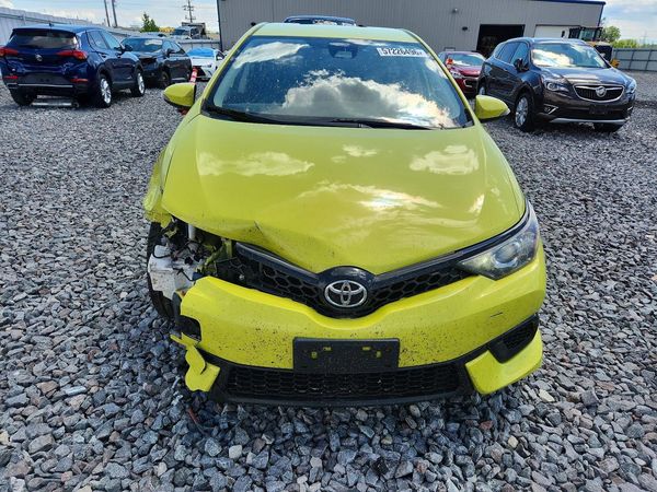 2018 TOYOTA COROLLA