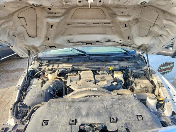 2018 RAM 3500 CREW CAB CHASSIS 4X4