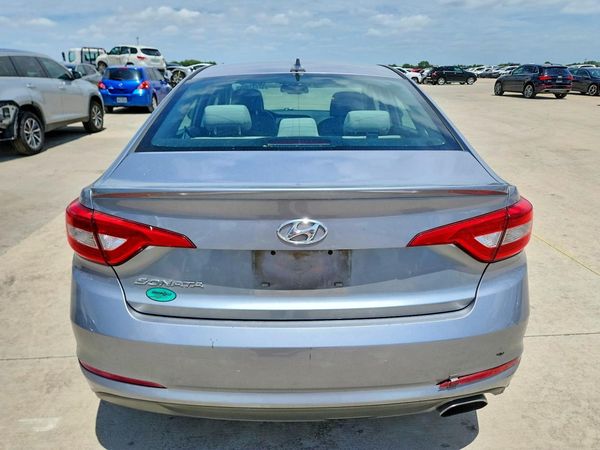 2017 HYUNDAI SONATA SE, Eco