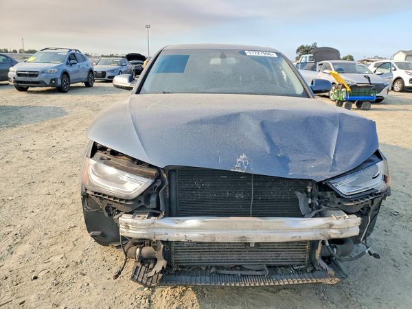 2013 AUDI A4 quattro Premium Plus