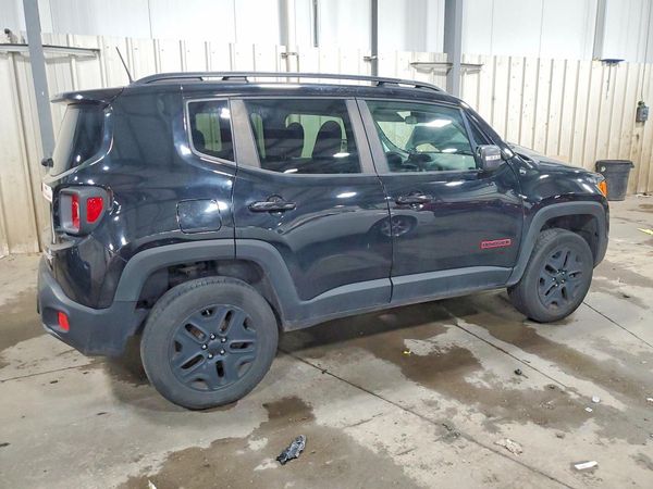 2018 JEEP RENEGADE Trailhawk