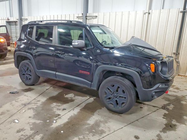 2018 JEEP RENEGADE Trailhawk