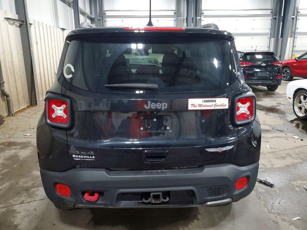 2018 JEEP RENEGADE Trailhawk