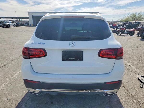 2021 MERCEDES-BENZ GLC GLC300