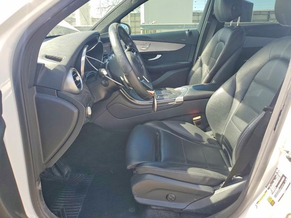 2021 MERCEDES-BENZ GLC GLC300