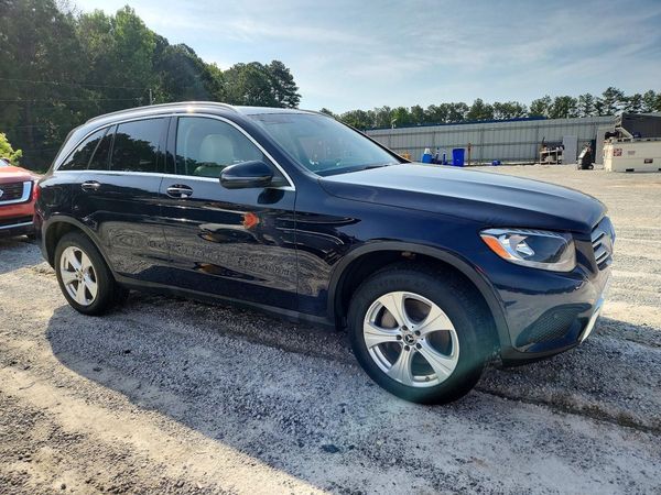 2017 MERCEDES-BENZ GLC GLC300 Base-4M