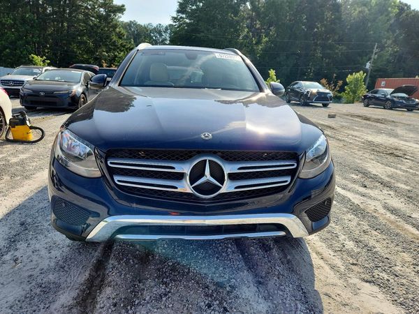 2017 MERCEDES-BENZ GLC GLC300 Base-4M