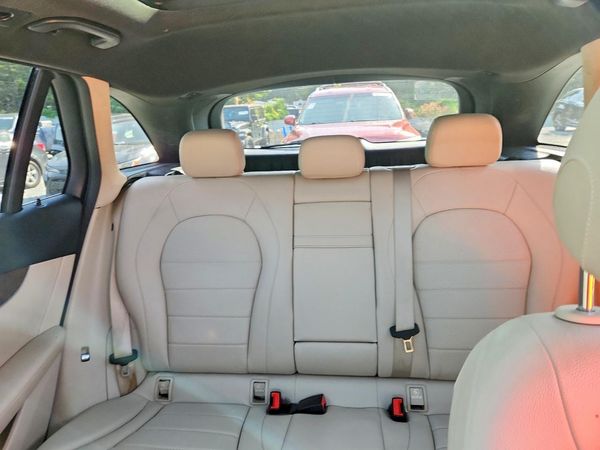 2017 MERCEDES-BENZ GLC GLC300 Base-4M