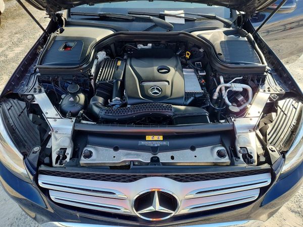 2017 MERCEDES-BENZ GLC GLC300 Base-4M