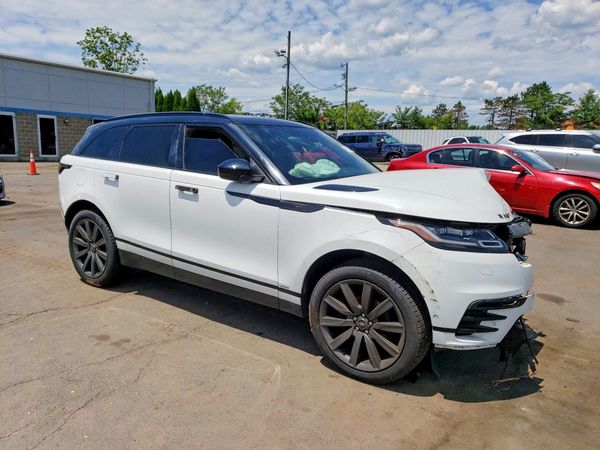 2018 LAND ROVER RANGE ROVER VELAR R-Dynamic HSE