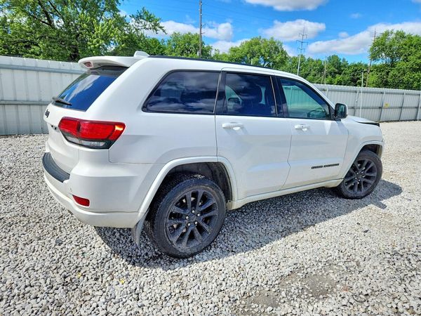 2019 JEEP GRAND CHEROKEE Laredo