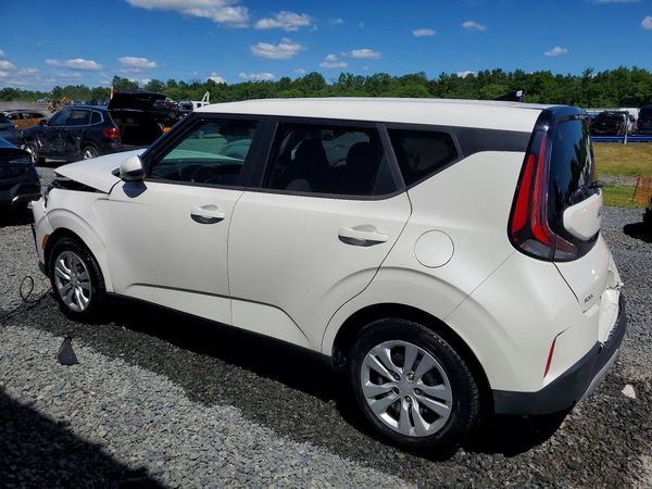2023 KIA SOUL LX, S